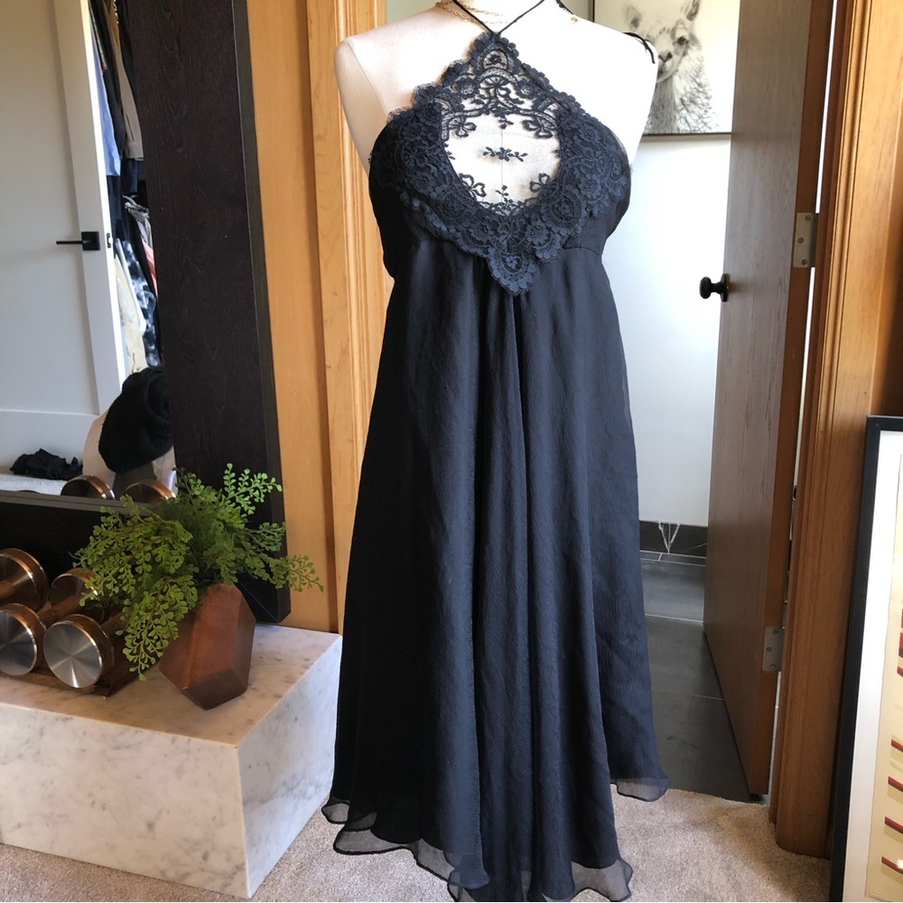 Samantha Treacy black silk halter dress lace front side zip lined wavy hemline 4